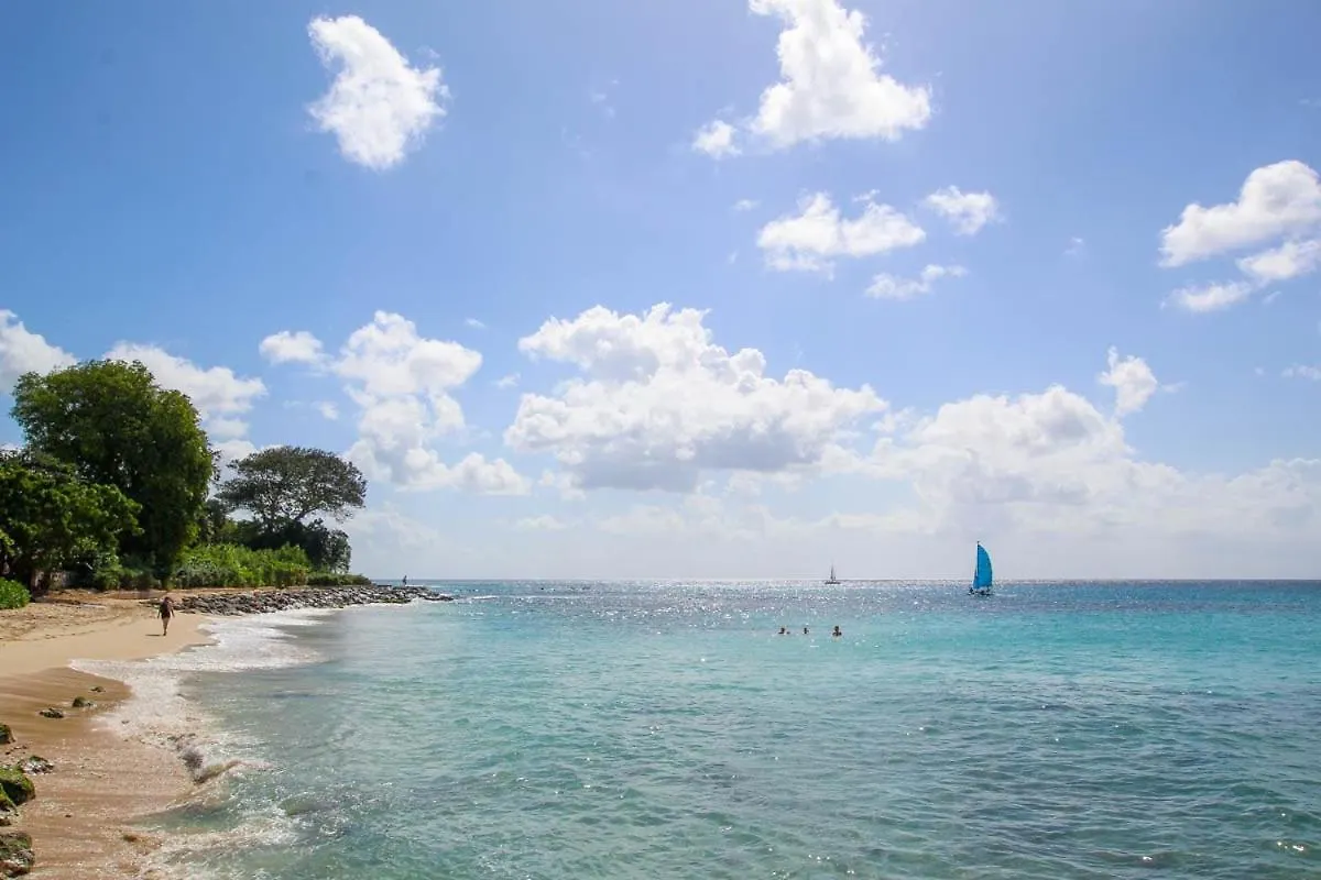Ferienhaus Beachcomber Home Saint James Barbados
