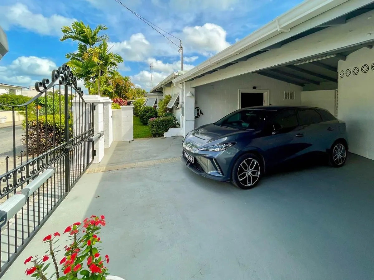 Beachcomber Home Saint James